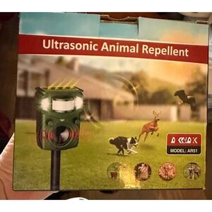 Ultrasonic Animal Repellent AR51 Green Solar Powered USB Deterrent New